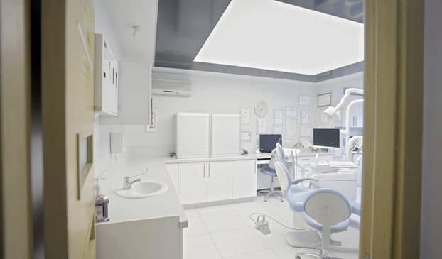 Slider image (4) Evrensel Dental Clinic in Ankara Turkey
